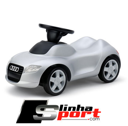 Audi em plastico para crianças
